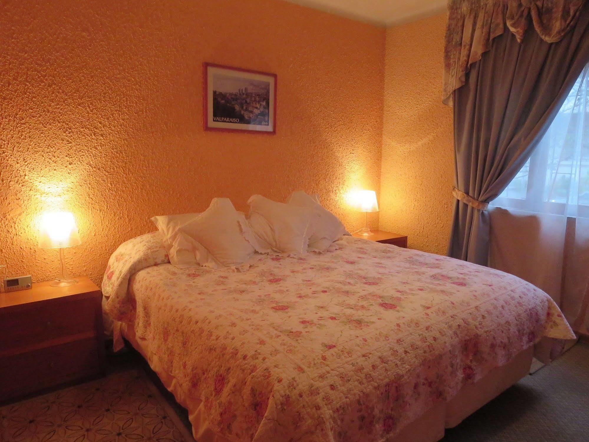 Marilu 'S Bed And Breakfast Hostel Santiago Ngoại thất bức ảnh